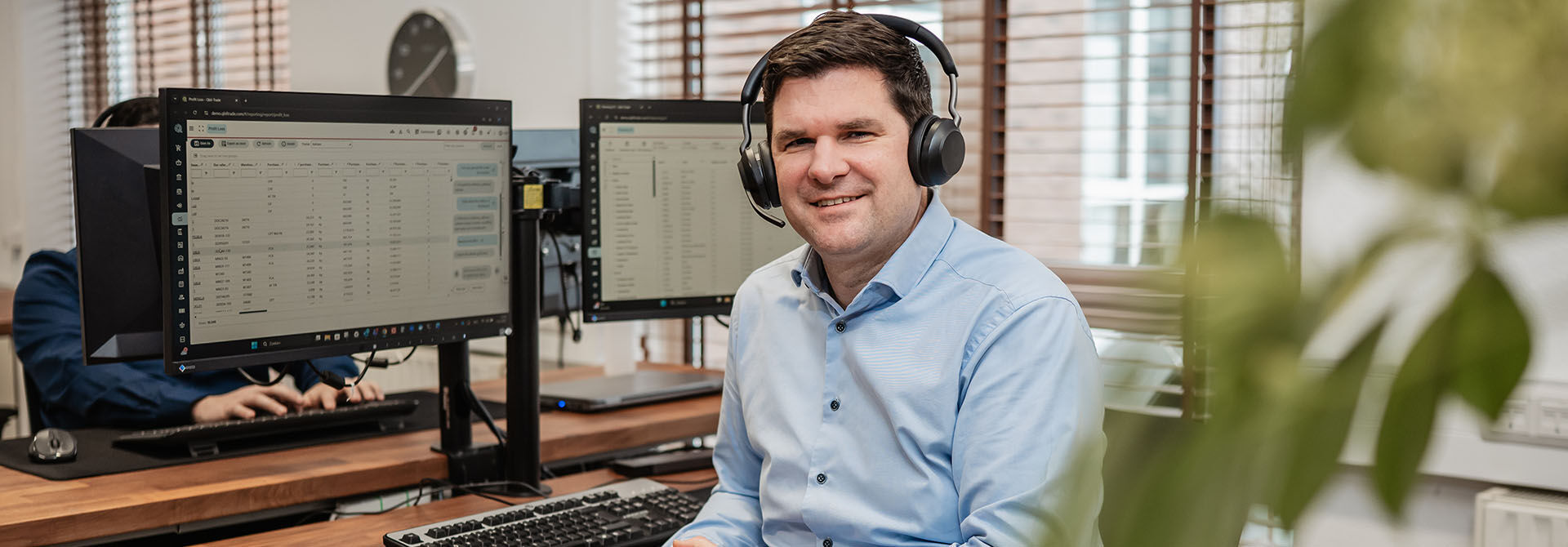 why seperating accounting works better in trade
